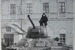 Нижний Тагил. Танк во дворе музея.