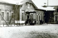 Вокзал станции Нижний Тагил.