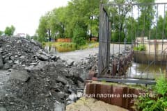 Июль 2014 г   После наводнения в 2013 г, плотину капитально отремонтировали.Фото Валентина Ельцова Андреева.