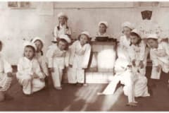 Нижний Тагил. Выступление учащихся школы № 18 в госпитале № 2551. 1942 год. Фото с сайта музея школы № 18. http://xn--18-6kclvec3aj7p.xn--p1ai/page/2