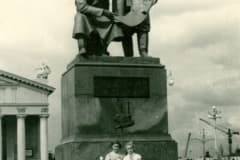 Нижний Тагил. Театральная площадь. 1957 год. Архив Тамара Воронина.