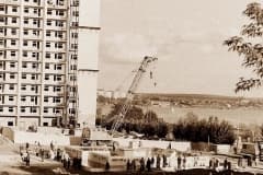 Нижний Тагил. Дом Горошникова № 64, сдан в 1977. Фото Владимир Вороненко. 1975-76 год.
