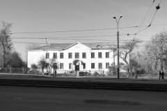 Нижний Тагил, Выя. Улица Космонавтов №12. Школа №71. Здание построенно в 1952 году.