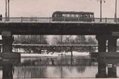 5 декабря 1965 года. Общий вид моста через реку Тагил по улице Комсомольской-Фрунзе. Фото П. Желвакова.