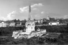 Нижний Тагил. Памятник Свободы. 1928-29 г. Комсомольский сквер.