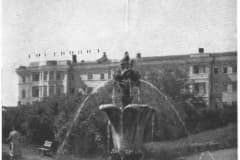 Нижний Тагил. Улица Ленина. Комсомольский сквер. 1953-54 год.