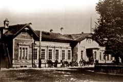 Нижнетагильский вокзал 1920-е годы . Построен 1878 году.
