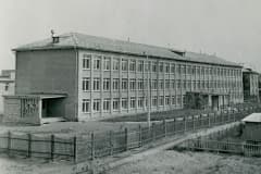 Нижний Тагил. 1 сентября 1966 года открыта школа № 45.