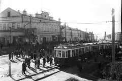 Нижний Тагил 1950 - е годы,  Улица Ленина, старое трамвайное кольцо, Комсомольский сквер, слева бывший кинотеатр "Искра"