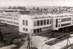 Нижний Тагил. Школа №5 открылась первого сентября 1935 года на 500 учащихся.