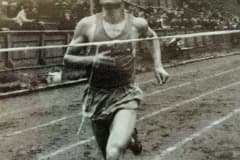 Н-Тагил. Ю.Попов -чемпион города в беге на 5000 метров. 1959 год.