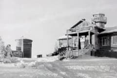 Н-Тагил. Лыжная база УВЗ в 1940 году. Фото из фондов музея Уралвагонзавода.