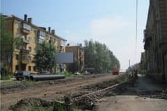 Нижний Тагил, ОАО НТМК проводит замену водовода, который расположен под улицей Октябрьской Революции. 28 июня 2012 год.