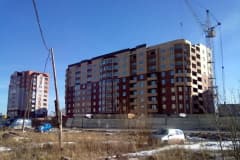 Нижний Тагил. 3 апреля 2014 год. Строительство жилого дома на ГГМ по адресу Уральский проспект, 87.