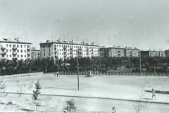 Нижний Тагил. Вид сквера и бульвара Хмельницкого (пр. Дзержинского). 1970-е годы.