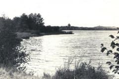 Тагильский пруд. Фото А.П.Рыжова. 1984 год. Вид на Гальянку от политехнического института.