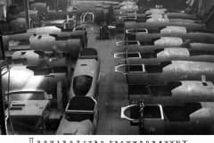 Производство бронированных корпусов для самолетов на заводе № 183 Наркомата танковой промышленности СССР. 1944 год. Архив РГАЭ.
