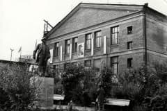 Нижний Тагил, Здание молокозавода. Принятое в эксплуатацию 30 декабря 1959 года.