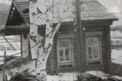 Нижнетагильская узкоколейка, Старое станционное здание на станции Черноисточинск. 1960-е годы.