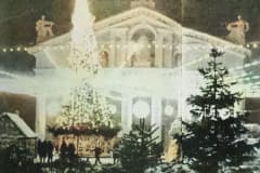 Нижний Тагил, Новогодняя елка на Театральной площади.