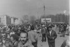 Нижний Тагил, 9 мая 1993 год, На центральную площадь упал Як-52, Погибло 19 чел, 17 госпитализированы, С 11-13 мая в городе был траур. Фото Инишева Геннадия Дмитриевича.